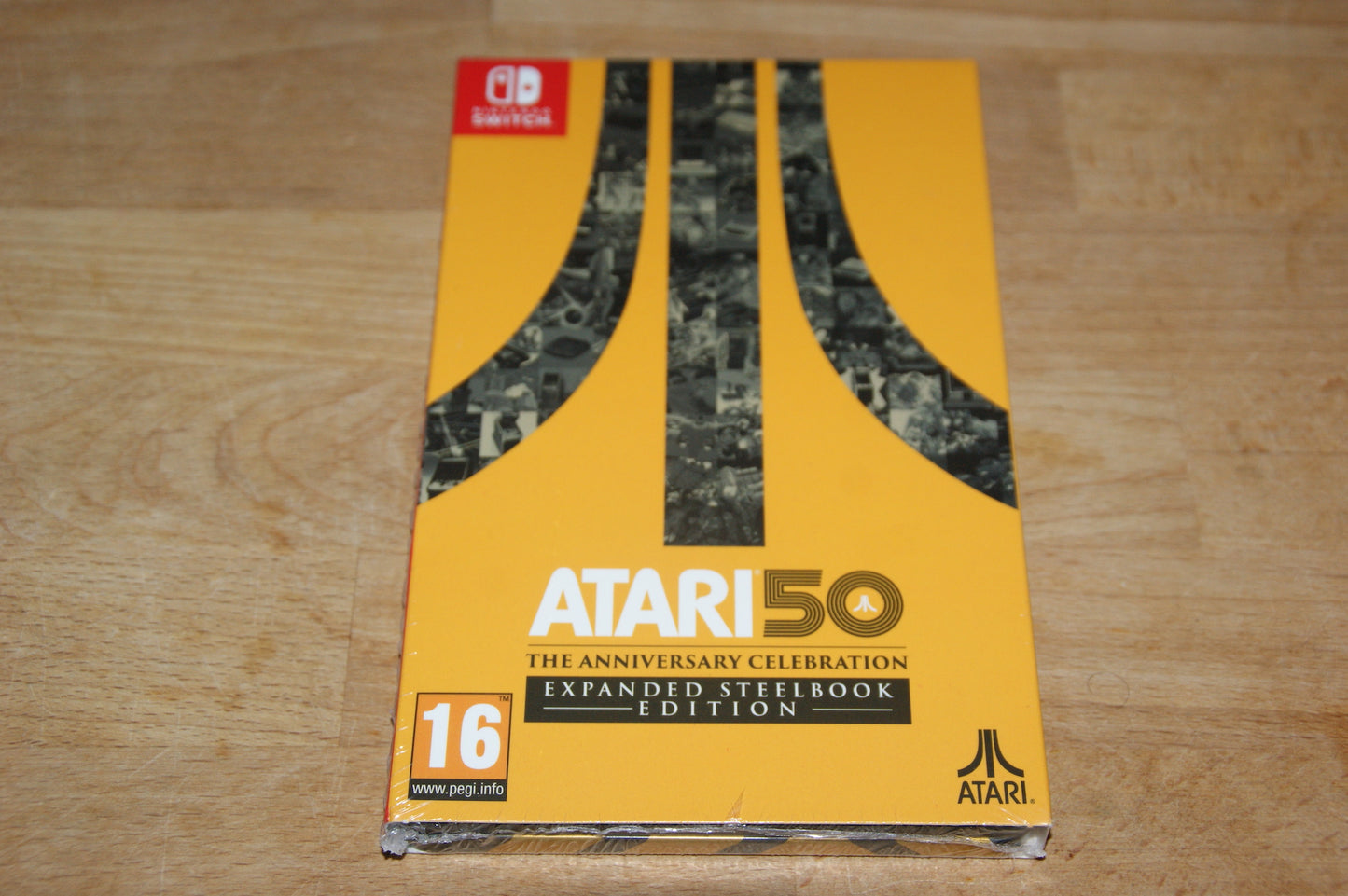 Atari 50 the Anniversary Celebration Expanded Steelbook Edition