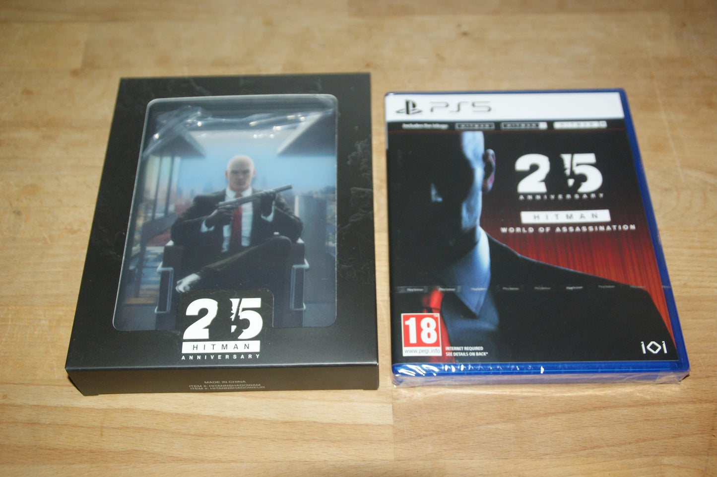 Hitman World of Assassination 25th Anniversary Edition